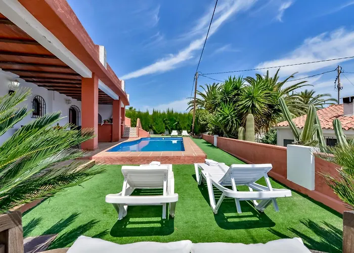 Guzman - Mouna Вилла *