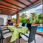 Guzman - Mouna Villa Calpe