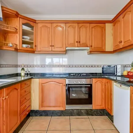 Guzman - Mouna * Calpe