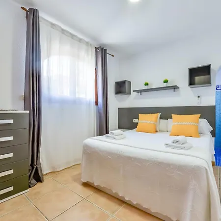 Guzman - Mouna Villa