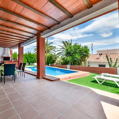 Guzman - Mouna Villa Calp