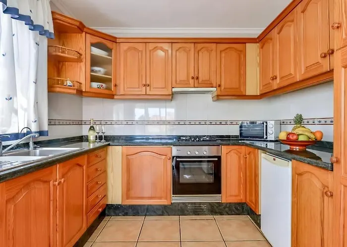 Guzman - Mouna * Calpe