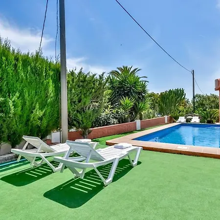 Guzman - Mouna Villa