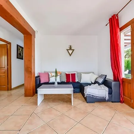 Guzman - Mouna Villa *